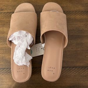 A new day mavis heels memory foam